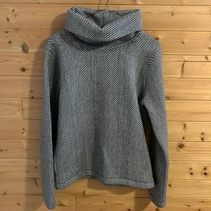 Women’s J Crew Sweater M